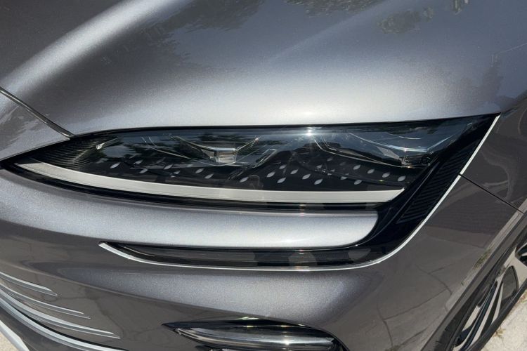Used BYD Song PLUS New Energy 2024 HONOR Edition DM-i 110km Flagship PLUS Left Front Headlight