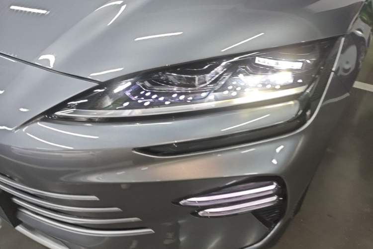 Used BYD Song PLUS New Energy 2024 HONOR Edition DM-i 110km Flagship PLUS Left Front Headlight