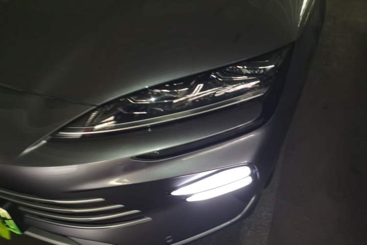 Used BYD Song PLUS New Energy 2024 HONOR Edition DM-i 150km Flagship PLUS Left Front Headlight