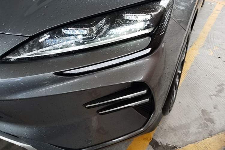 Used BYD Song PLUS New Energy 2024 Honor Edition EV 520km Flagship Model Left Front Headlight