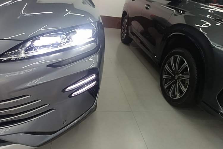 Used BYD Song PLUS New Energy 2024 HONOR Edition DM-i 110km Flagship Model Left Front Headlight