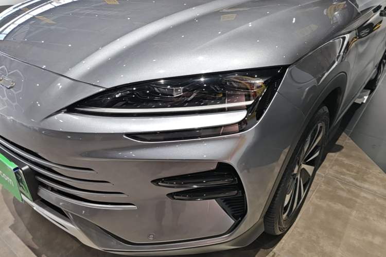 Used BYD Song PLUS New Energy 2024 HONOR Edition DM-i 150km Flagship PLUS Left Front Headlight