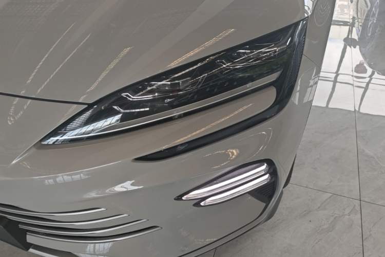 Used BYD Song PLUS New Energy 2024 HONOR Edition DM-i 71km Luxury Model Left Front Headlight