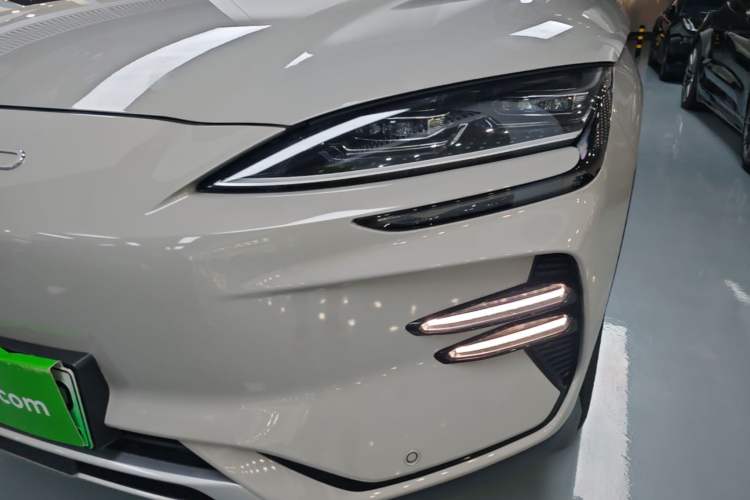 Used BYD Song PLUS New Energy 2024 Honor Edition EV 520km Premium Model Left Front Headlight