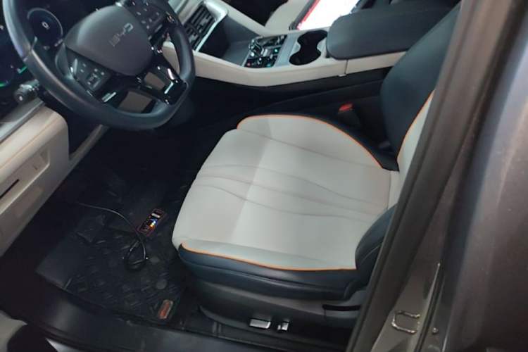 Used BYD Song PLUS New Energy 2024 HONOR Edition DM-i 110km Flagship Model Left Front Seat