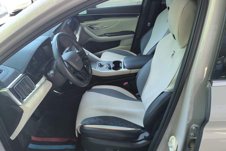 Used BYD Song PLUS New Energy 2024 Honor Edition EV 520km Premium Model Left Front Seat