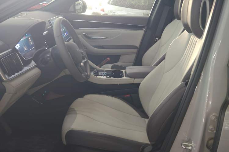 Used BYD Song PLUS New Energy 2024 HONOR Edition DM-i 110km Flagship Model Left Front Seat