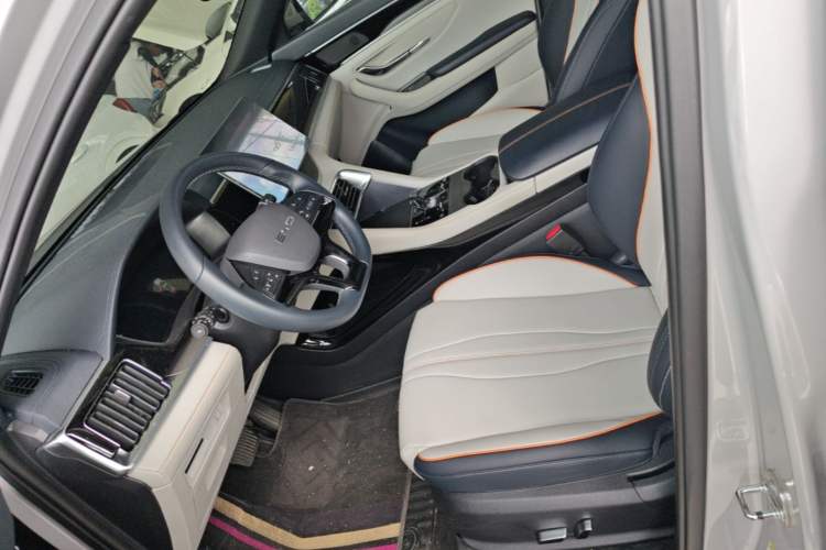 Used BYD Song PLUS New Energy 2024 Honor Edition EV 520km Premium Model Left Front Seat