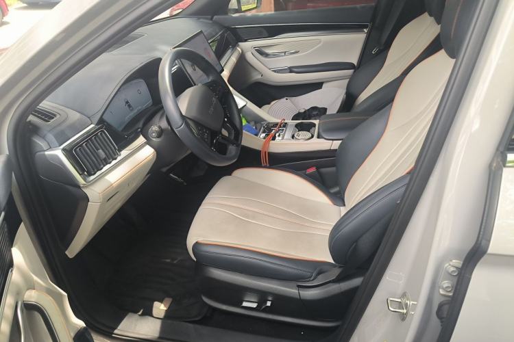 Used BYD Song PLUS New Energy 2024 Honor Edition EV 520km Premium Model Left Front Seat