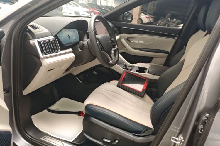 Used BYD Song PLUS New Energy 2024 HONOR Edition DM-i 150km Flagship PLUS Left Front Seat