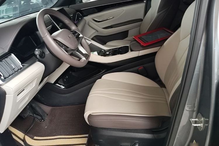 Used BYD Song PLUS New Energy 2024 Honor Edition EV 520km Flagship Model Left Front Seat