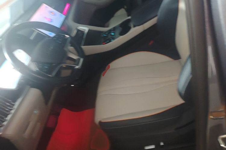 Used BYD Song PLUS New Energy 2024 HONOR Edition DM-i 110km Flagship PLUS Left Front Seat