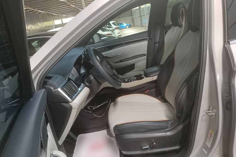 Used BYD Song PLUS New Energy 2024 Honor Edition EV 520km Luxury Model Left Front Seat