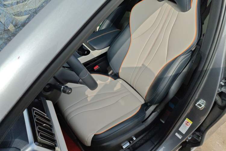 Used BYD Song PLUS New Energy 2024 HONOR Edition DM-i 110km Flagship Model Left Front Seat