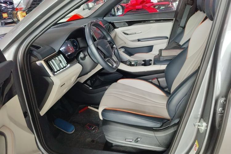 Used BYD Song PLUS New Energy 2024 HONOR Edition DM-i 110km Flagship PLUS Left Front Seat