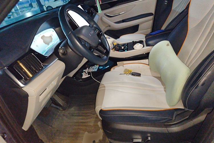 Used BYD Song PLUS New Energy 2024 Honor Edition EV 520km Luxury Model Left Front Seat