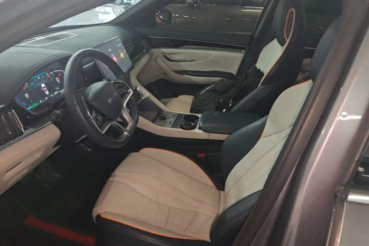 Used BYD Song PLUS New Energy 2024 HONOR Edition DM-i 150km Flagship PLUS Left Front Seat