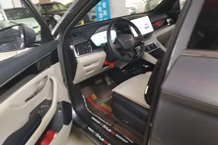Used BYD Song PLUS New Energy 2024 HONOR Edition DM-i 71km Luxury Model Left Front Seat