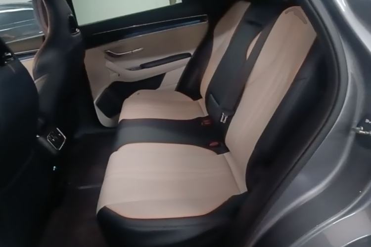 Used BYD Song PLUS New Energy 2024 HONOR Edition DM-i 110km Flagship PLUS Left Rear Seat