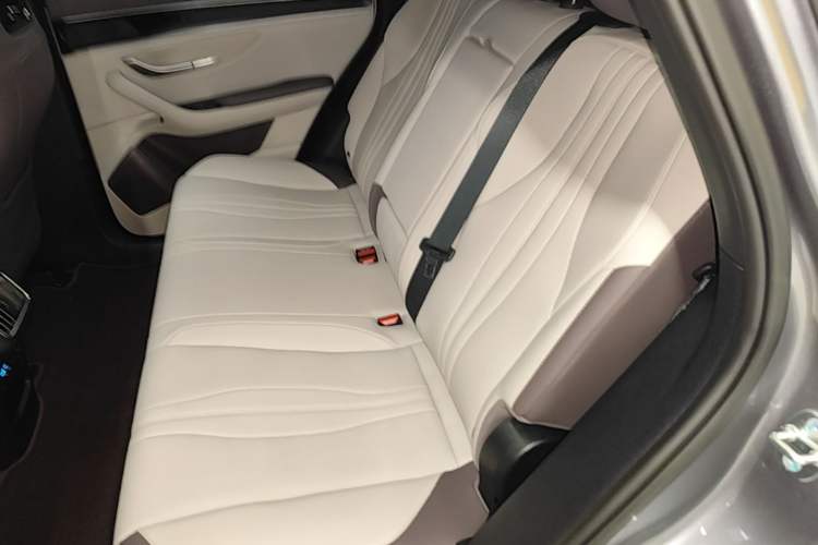 Used BYD Song PLUS New Energy 2024 Honor Edition EV 520km Flagship Model Left Rear Seat