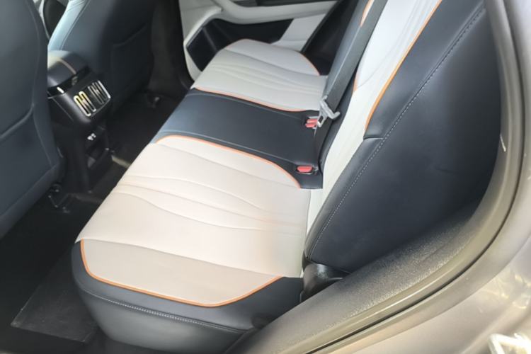 Used BYD Song PLUS New Energy 2024 HONOR Edition DM-i 110km Flagship Model Left Rear Seat