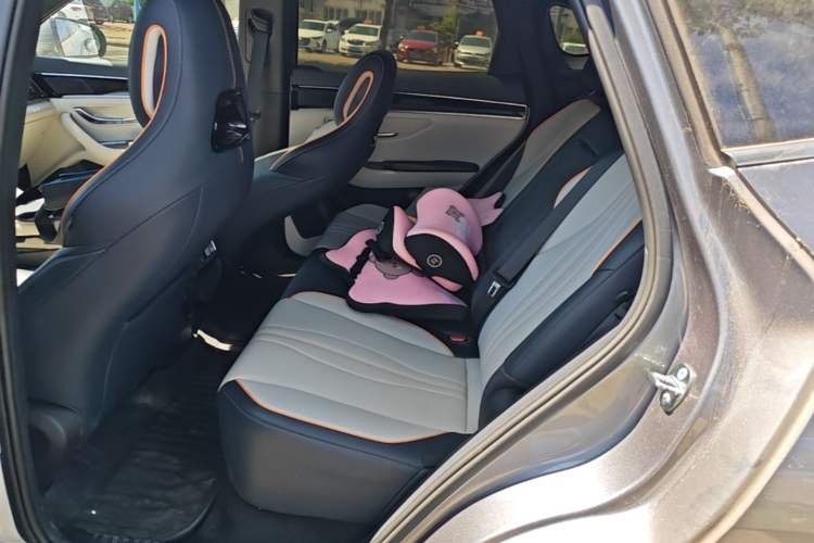 Used BYD Song PLUS New Energy 2024 HONOR Edition DM-i 110km Flagship Model Left Rear Seat