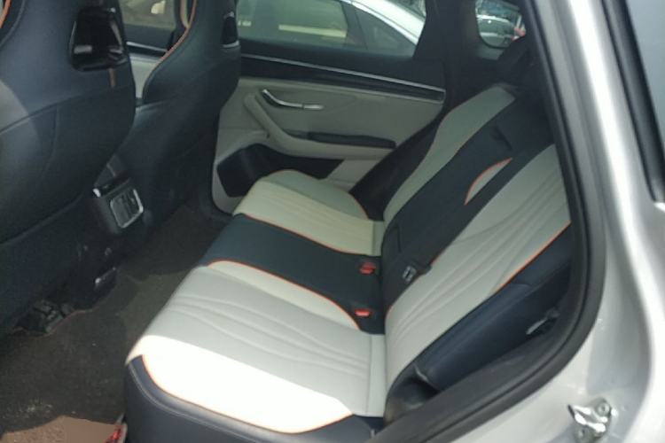 Used BYD Song PLUS New Energy 2024 Honor Edition EV 520km Luxury Model Left Rear Seat