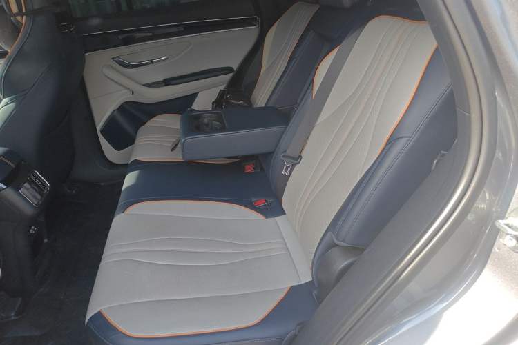 Used BYD Song PLUS New Energy 2024 HONOR Edition DM-i 110km Flagship PLUS Left Rear Seat