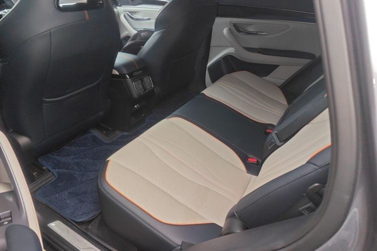 Used BYD Song PLUS New Energy 2024 HONOR Edition DM-i 150km Flagship PLUS Left Rear Seat