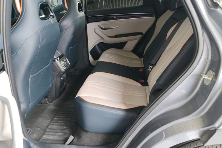Used BYD Song PLUS New Energy 2024 HONOR Edition DM-i 110km Flagship PLUS Left Rear Seat