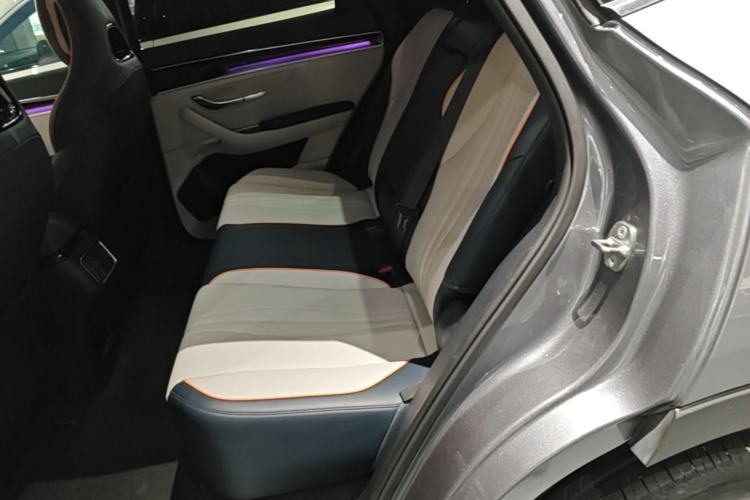 Used BYD Song PLUS New Energy 2024 HONOR Edition DM-i 150km Flagship PLUS Left Rear Seat