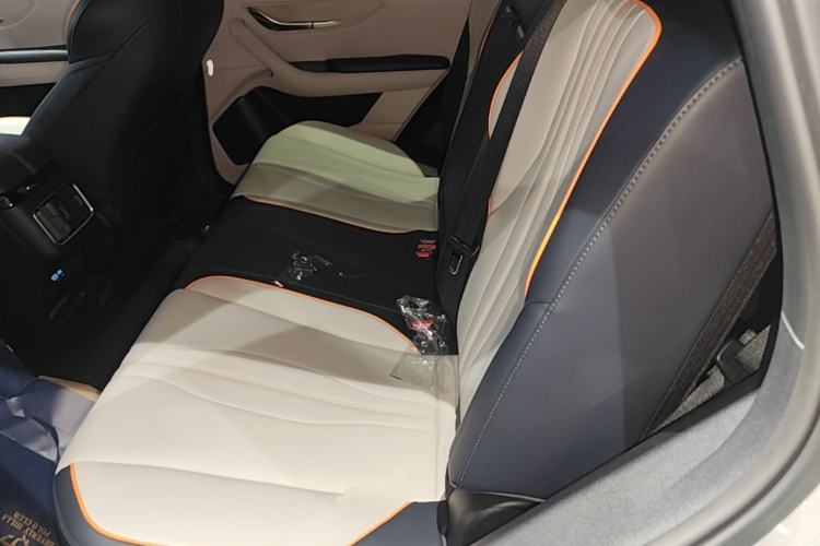 Used BYD Song PLUS New Energy 2024 HONOR Edition DM-i 110km Flagship Model Left Rear Seat