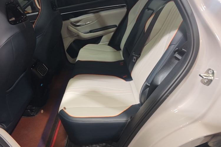 Used BYD Song PLUS New Energy 2024 HONOR Edition DM-i 71km Luxury Model Left Rear Seat