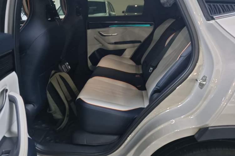 Used BYD Song PLUS New Energy 2024 Honor Edition EV 520km Premium Model Left Rear Seat
