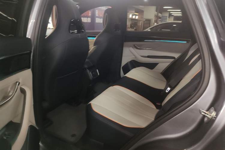 Used BYD Song PLUS New Energy 2024 HONOR Edition DM-i 110km Flagship Model Left Rear Seat