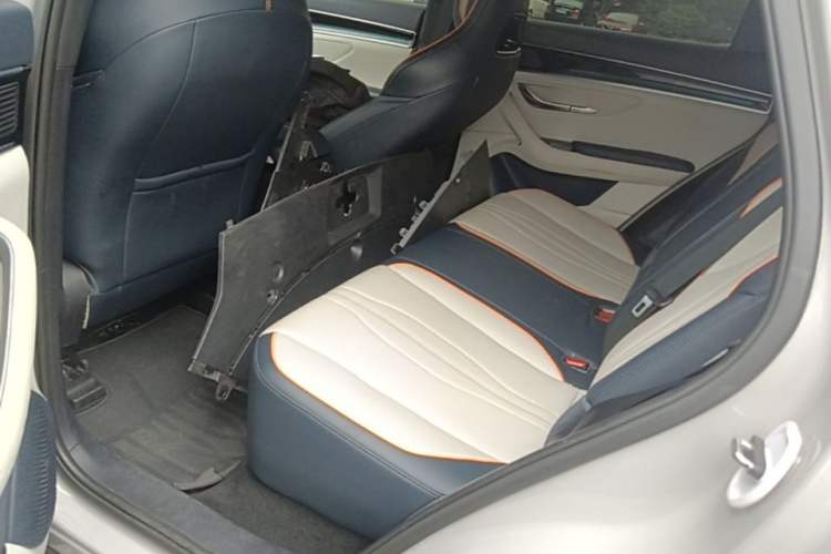 Used BYD Song PLUS New Energy 2024 HONOR Edition DM-i 110km Flagship Model Left Rear Seat