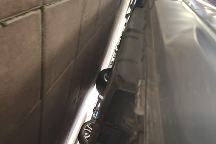 Used BYD Song PLUS New Energy 2024 HONOR Edition DM-i 110km Flagship Model Left Side Sill