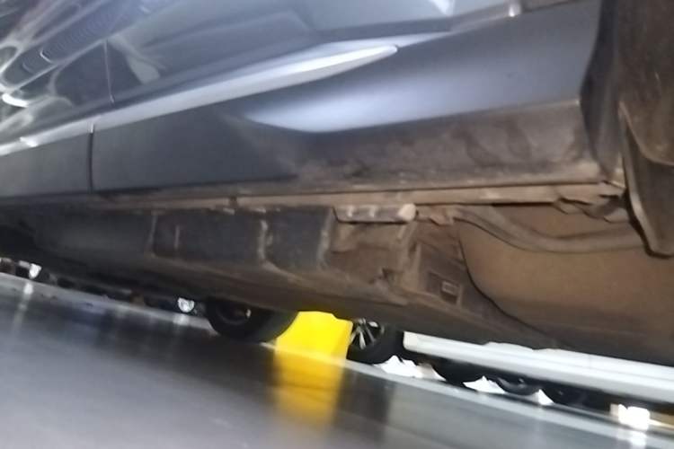 Used BYD Song PLUS New Energy 2024 HONOR Edition DM-i 110km Flagship PLUS Left Side Sill