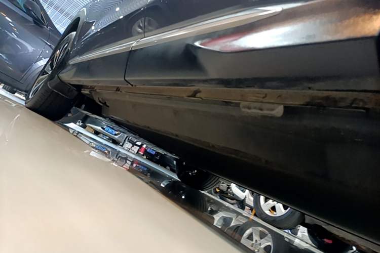 Used BYD Song PLUS New Energy 2024 Honor Edition EV 520km Flagship Model Left Side Sill