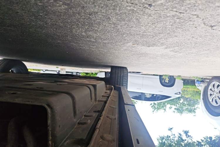 Used BYD Song PLUS New Energy 2024 HONOR Edition DM-i 110km Flagship Model Left Side Sill