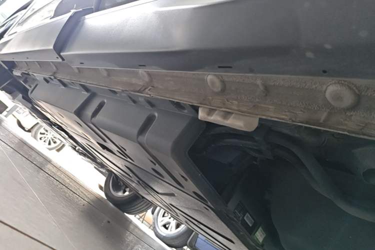 Used BYD Song PLUS New Energy 2024 HONOR Edition DM-i 150km Flagship PLUS Left Side Sill