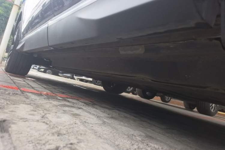 Used BYD Song PLUS New Energy 2024 EV 520km Navigation Glory Edition Left Side Sill