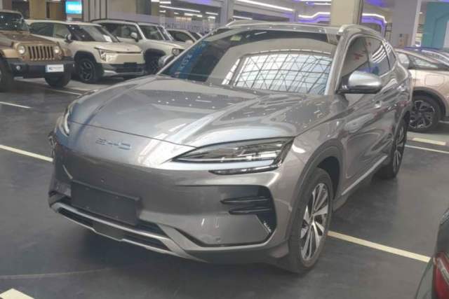 Used BYD Song PLUS New Energy 2024 Honor Edition EV 520km Premium Model