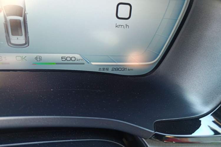 Used BYD Song PLUS New Energy 2024 HONOR Edition DM-i 71km Luxury Model Odometer Close Up