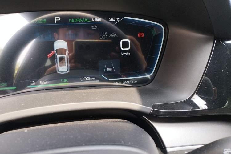 Used BYD Song PLUS New Energy 2024 Honor Edition EV 520km Flagship Model Odometer Close Up
