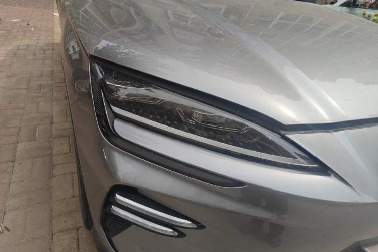 Used BYD Song PLUS New Energy 2024 Honor Edition EV 520km Luxury Model Right Front Headlight