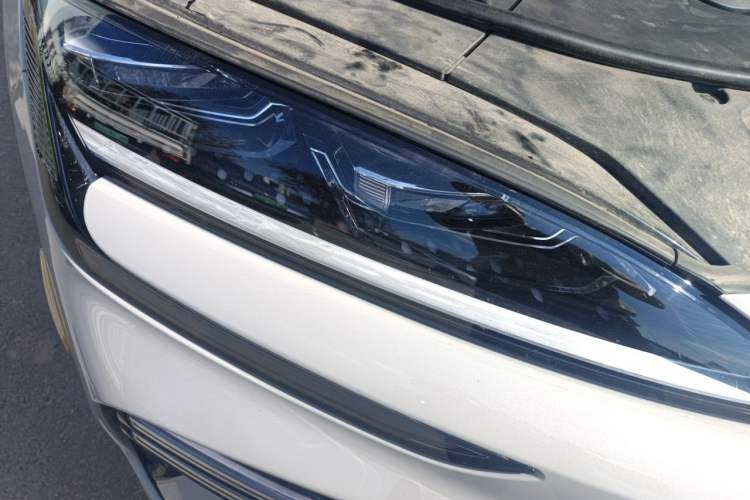 Used BYD Song PLUS New Energy 2024 HONOR Edition DM-i 71km Luxury Model Right Front Headlight