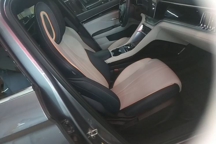 Used BYD Song PLUS New Energy 2024 HONOR Edition DM-i 71km Luxury Model Right Front Seat