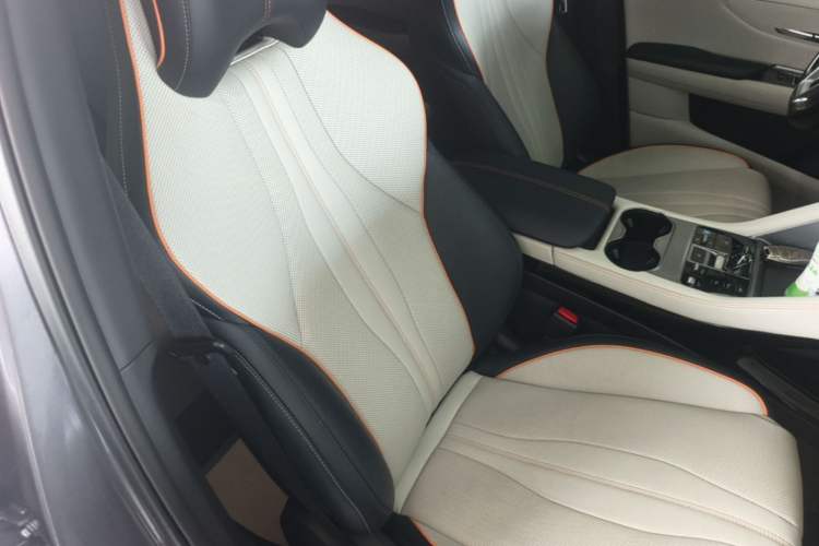 Used BYD Song PLUS New Energy 2024 HONOR Edition DM-i 150km Flagship PLUS Right Front Seat