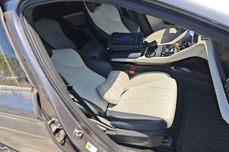 Used BYD Song PLUS New Energy 2024 HONOR Edition DM-i 110km Flagship Model Right Front Seat